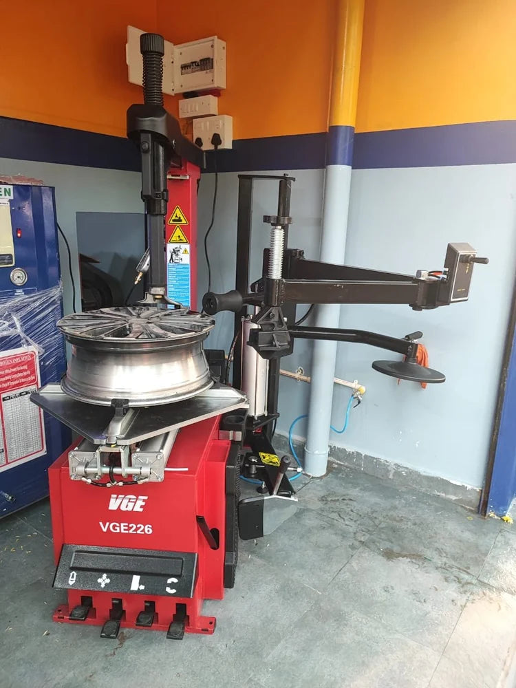 VGE 226 TILT WITH RIFT TYRE CHANGER LATEST